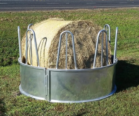 50*40*3mm Square Tube Cow Headlock 0.9m High ABS PP Steel For Horse Stable